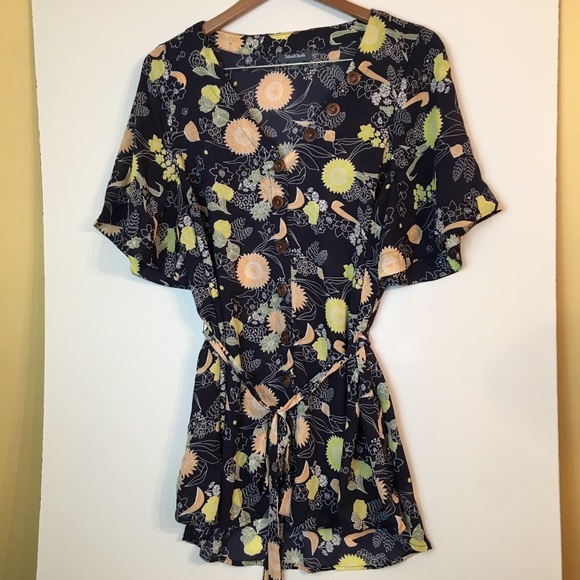 ModCloth Blue Floral With the Breeze VNeck Top 1X - Picture 10 of 10